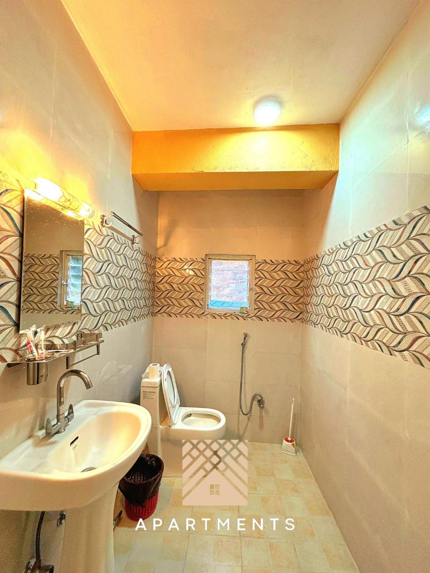 Nishan Apartments -Lakeside Pokhara Luaran gambar