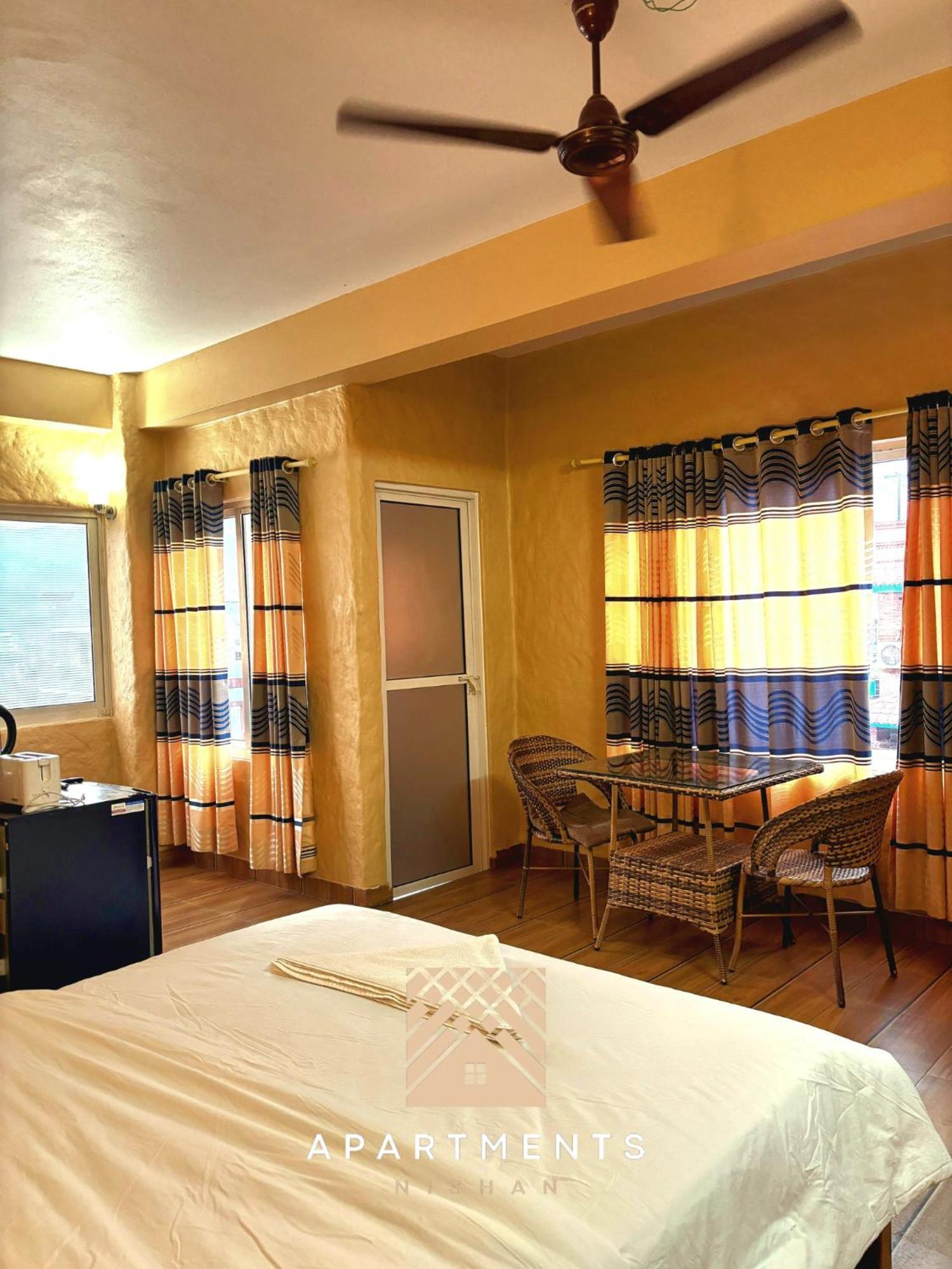Nishan Apartments -Lakeside Pokhara Luaran gambar